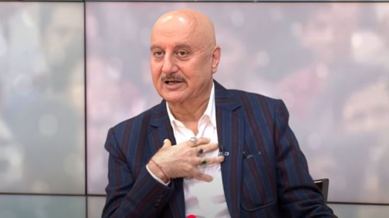 ‘कुछ लोगों के लिए मैं राक्षस हूं’ क्या अनुपम खेर का गुस्सा ‘सेलेक्टिव’ है? TV9 पर क्या बोले एक्टर?